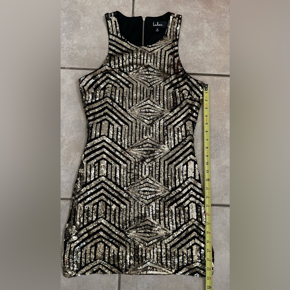LULU'S Royal Flush Black and Gold, Geometric, Sequin,
Bodycon Mini Dress, Size M - Picture 10 of 10